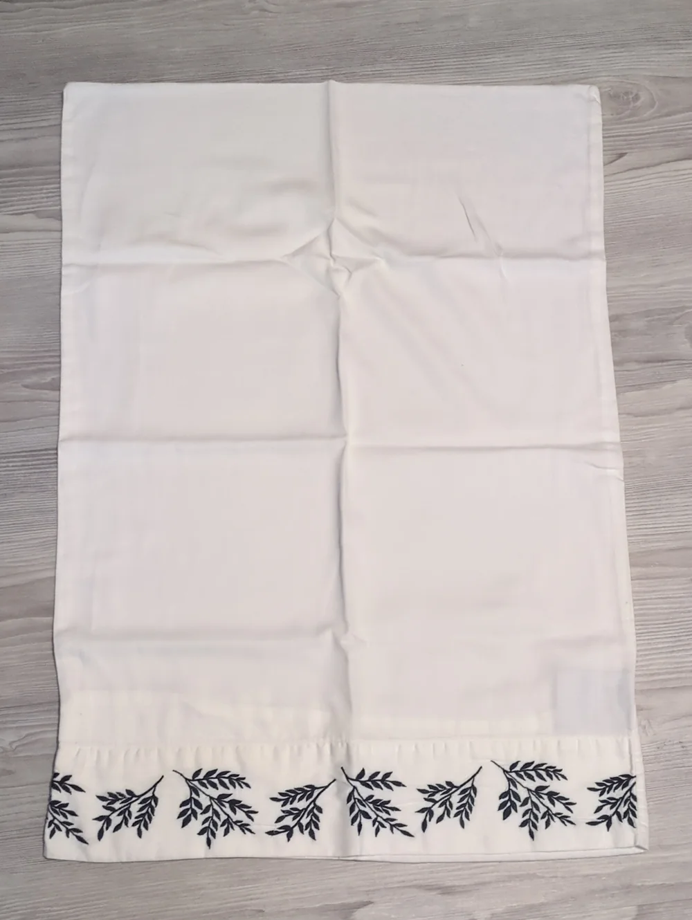 Royal Heritage Home 100% Cotton Full Sheet Set White Black Embroidered 4 Pc